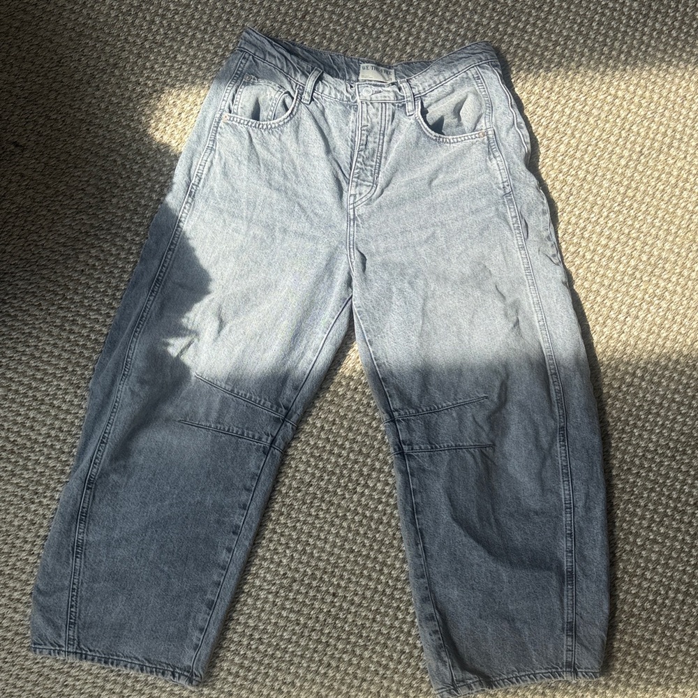 We The Free Light Wash Denim Jeans 29 distressed grey